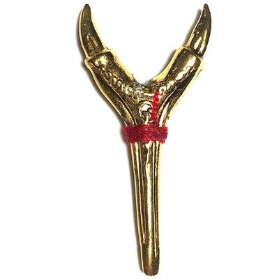 Dueay Ngu Hlueam Ongk Kroo Mad Daay Akom - Sacred Boa Spur for Gambling, Charm and Mercy - LP Kambu, PT Kloi, LP Iad + LP Khai Blessing