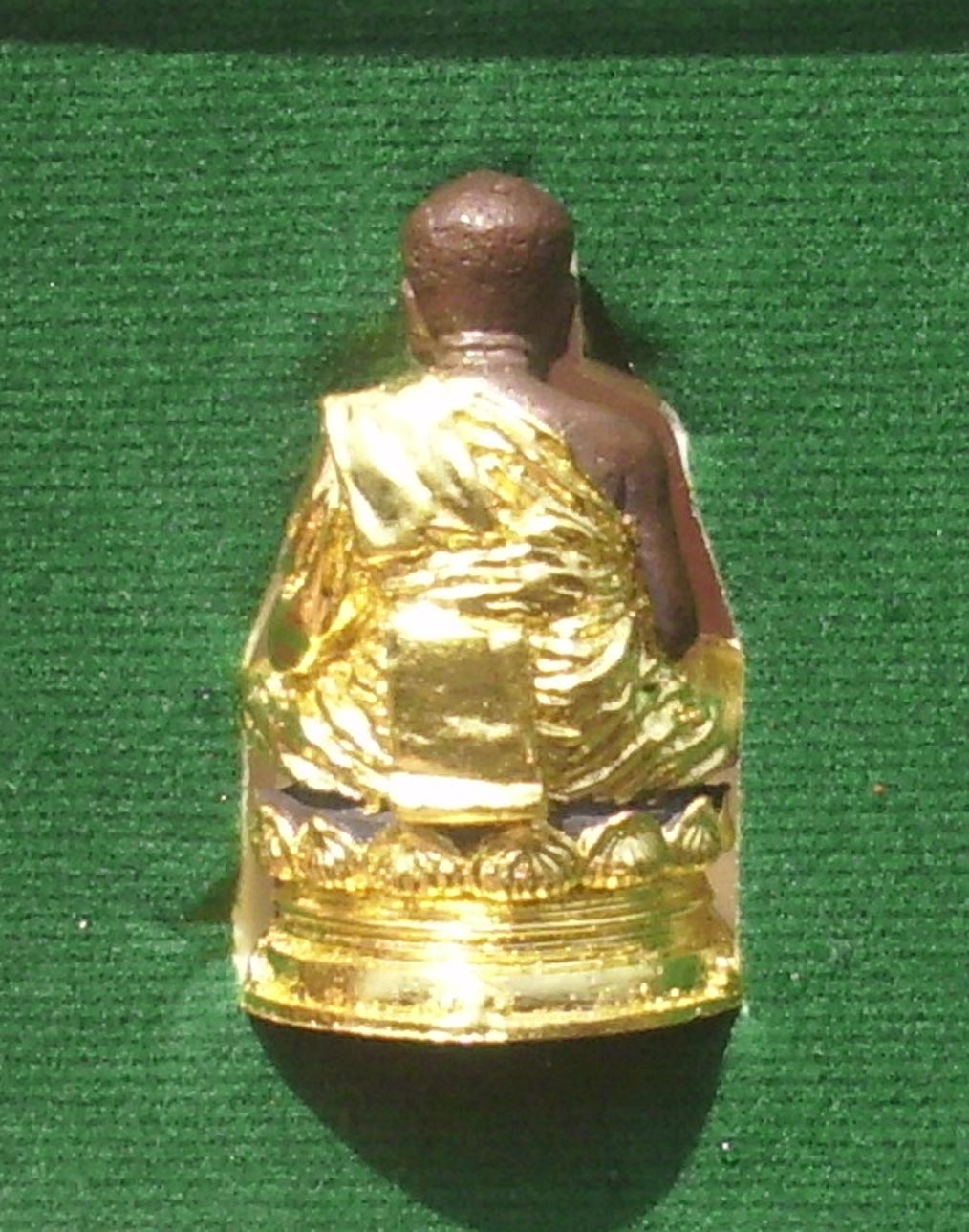 Pra Luang Por Tuad Loi Ongk Banju Kring (Pra Kring) - Sacred Metal with Gilded Robes & Dais - Run Por Tan Khiaw Upbathamp '54 - Wat Huay Ngo