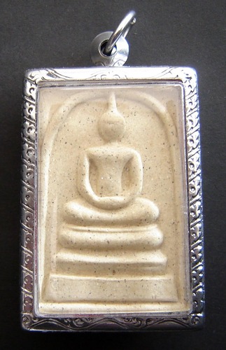 Pra Somdej Chinabanchorn Run Jakapat - Nuea Pong Puttakun - Wat Jao Arm - blessed by Luang Por Phern, Luang Phu Juea, Luang Por Pae and Luang  Por Uttama - 3 x 4.5 Cm casing included