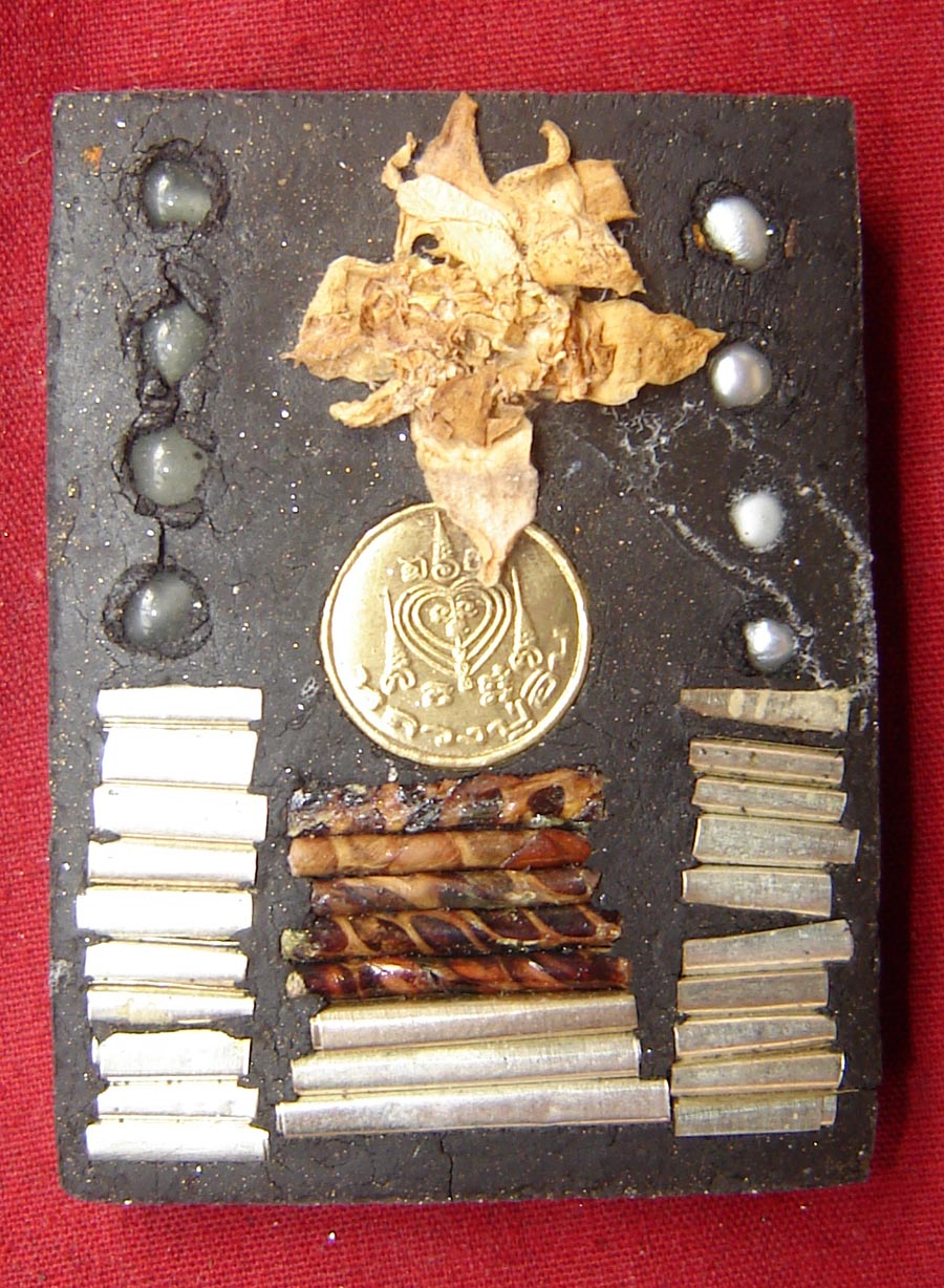 Taep Paetch Payatorn Um Nang Nuea Pised Gammagarn (Pim A) - Fang Takrut 31 Dork (31 Takruts 3 gold 23 silver 5 python) - 4 real pearls, 4 Black Pearls, Coin, and Dork Rak sorn flower