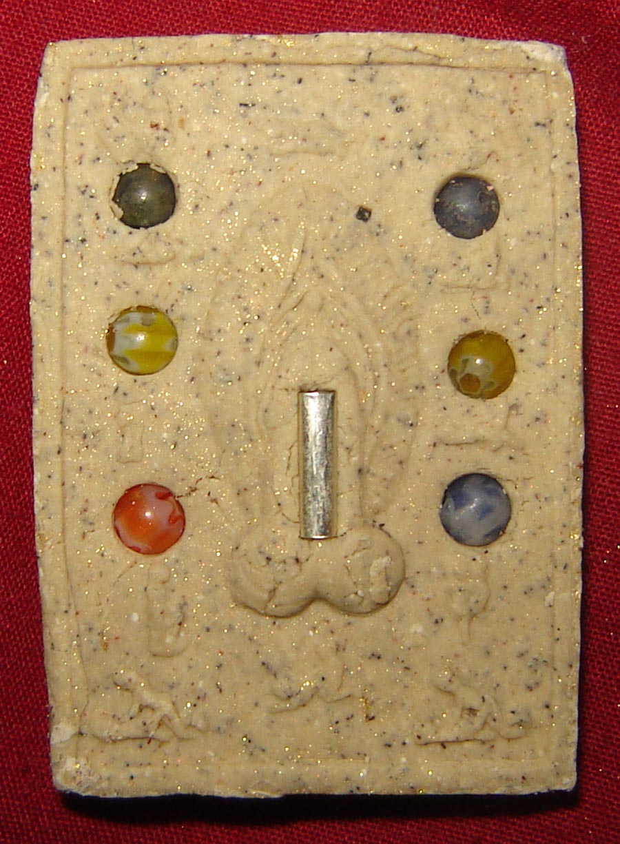 Mae Yua Mueang (Kali with Phallic Lingam) - Nuea Pong Wised Maha Sanaeh Dtem Soot (pure concentrated Maha Sanaeh powder) with charm beads and Pratat stones - LP Saman Wat Nasanak