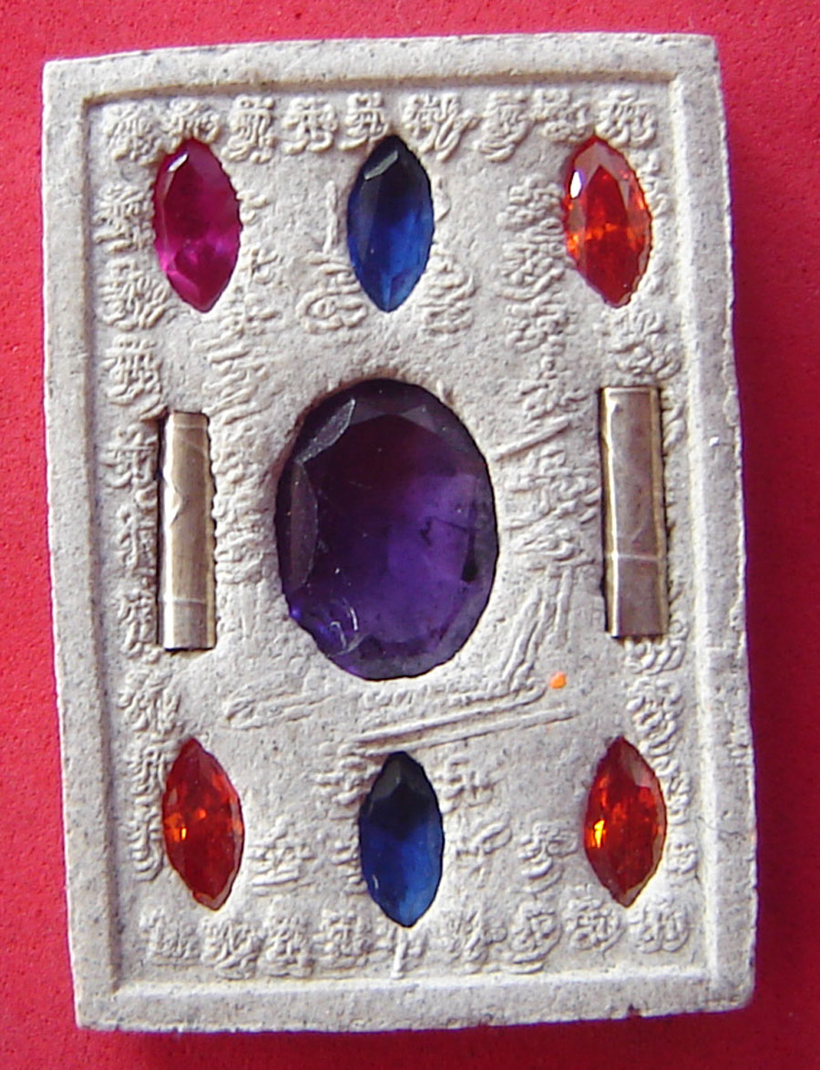 Maeng Mum Dak Sap Pim Klang 'Money Trap Spider' - Sacred powder with hand painted details, 2 silver Takrut, and 6 semi-precious stones - Kru Ba Krissana 2542 BE 'Jaroen Ngern Jaroen Tong' edition