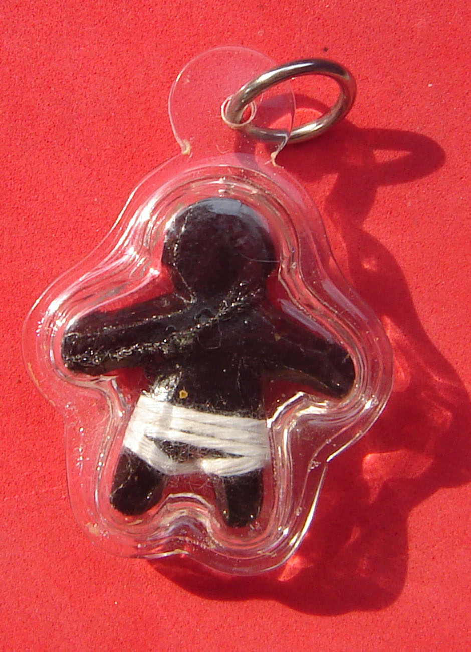 Hun Payont Riak Choke See Dam (black) - Nuea Din Aathan (made from magical earths) , Pan Daay Khaw (white thread magic spell binder) Luang Phu In Khematewo - Wat Nong Meg