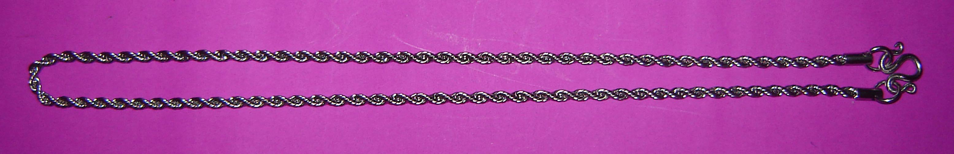 Stainless Steel Unisex Neck Chain for Amulets - medium gague spiralled rope link - for 1 single amulet 22 Inches long