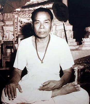 Pra Pong Kong Chay Chum Pim Hnaa Lek 2512 BE Niyom - Ultra Rare amulet - Ajarn Chum Chai Kiree &amp; Pra Ajarn Kong