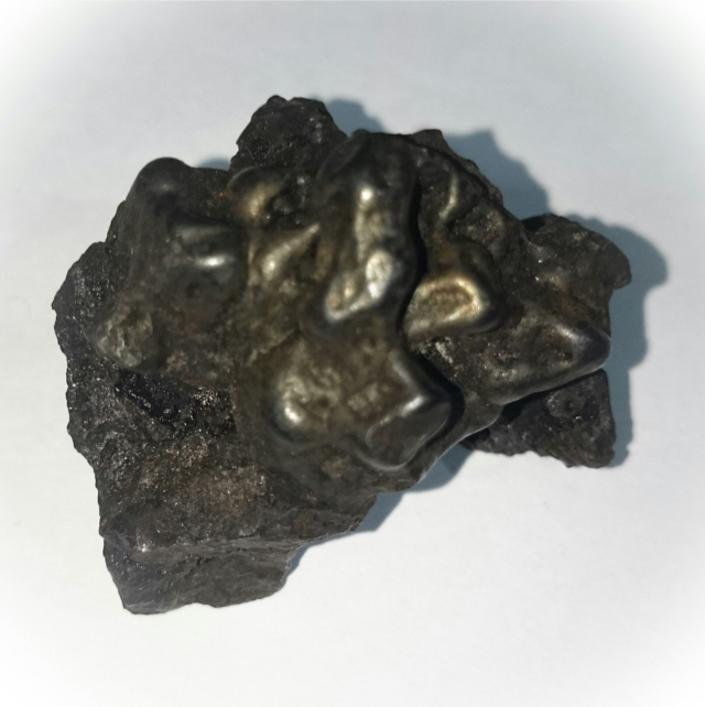 Lek Lai Tham Dtad Yen Magically Extracted Adamantine Substance 3 x 2.8 x 2.5 Cm - Cold Cut Holy Cave Lek Lai - Magical Incantations and Ceremony - blessed by the Khao Or Masters