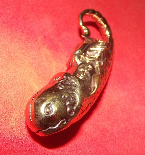 Palad Maeng Pong Pitak Sap (Scorpion Treasure Protector Palad Khik Paetch Payatorn Snake Head Shiva Lingam) for Riches, Charm and Attraction (Jumbo Size) - Kroo Ba Tamma Muni