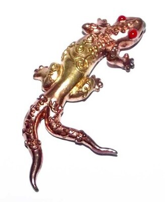 First Edition 2 Tailed Gecko Charm 2556 BE Nuea Nava Loha 9 Sacred Metals Pra Ajarn Supasit Only 299 Made