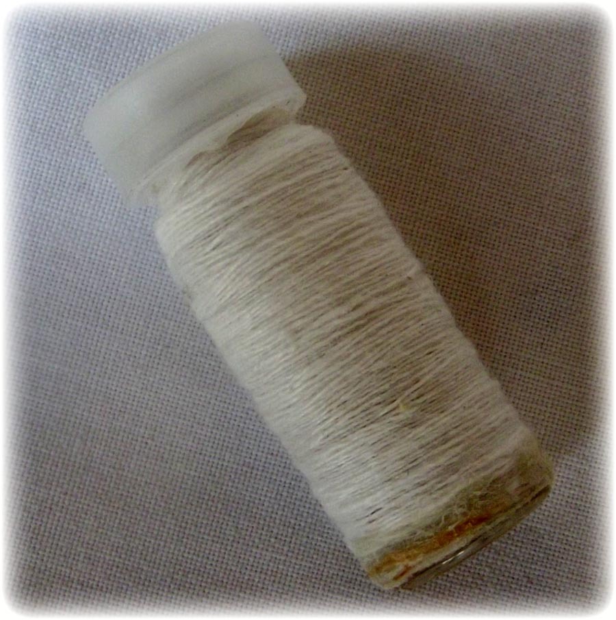 Nam Man Sanaeh Ya Faed - Sacred Necromantic Prai Oil Potion - Dtraimas 2555 BE Edition - Luang Por Wichai Wat Utumporn