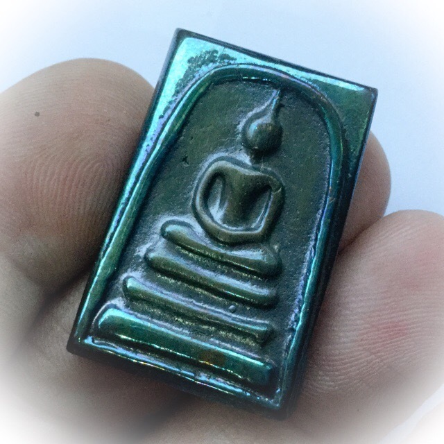 Pra Somdej Benjapakee amulet - Lek Lai Nam Neung See Peek Malaeng Tap (Meditation Buddha made from Pure Lek Lai) - Luang Por Huan