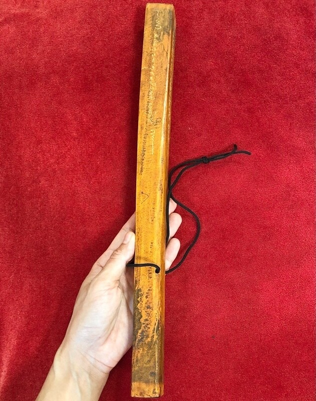 Kom Faek Akom Witch Doctor's Anti Black Magick and Medicine Wand Lightning Struck Tamarind Wood &amp; Takrut Ta Poon Forest Lay Sorceror