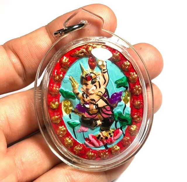 Pra Pikanes- Ganesha Elephant Deity- Red Frame White Powders - (1 Look Namo Plug+ 2 Silver Takrut + 4 Gems) FREE Casing- Sae Yid 60 Edition