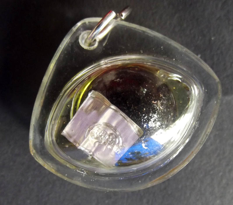 Look Sawat Piswaas Liam Nam Man Aathan Dtamrap Khao Or (Khao Or Wicha) - Enchanted Magic Wood in Charm Oil with sacred Yantra spell - Pra Ajarn Oe Putto Raksa 2554 BE
