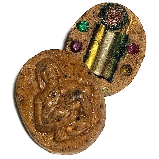 Mae Hoeng Prai Takian Tong Ongk Kroo Pim A Nuea Pong Prai Luan 3K Takrut 1 Solid Gold Takrut, 4 Ploi Sek & Vishnu Chakra Pra Ajarn Oe