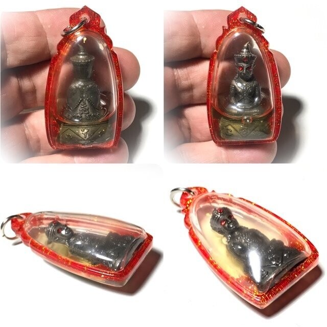 Pra Ngang Ta Daeng Phuudtaa Rit Liam Nam Man Sanaeh Red Eyes Ghost in Prai Oil Ajarn Khiaw Taep Tong