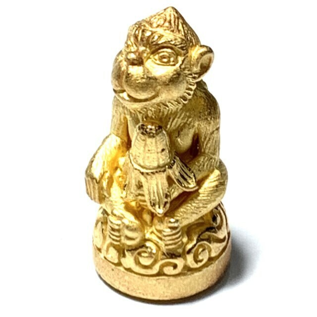 Roop Lor Paya Ling Tong Kin Kluay Golden Banana Monkey for Wealth Metta and Luxurious Living Final Edition Kroo Ba Na