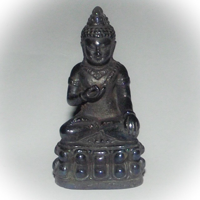 Pra Avalokiteshvara Bodhisattva Kring Sri Vichai 2549 BE - Nuea Maekasit Blessed in Pillarstone Shrine of Surat Thani - Luang Por Prohm Wat Ban Suan