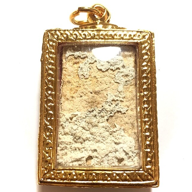 Pra Somdej Pim Pra Pratan Long Kru Ancient Amulet Removed from the Chedi Stupa 
 in 2556 BE Wat Rakang Kositaram