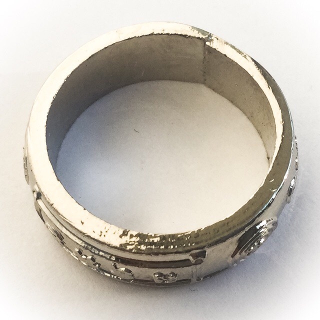 Hwaen Maha Ud Magic Ring for Invincibility + Protection 2524 BE - Nuea Albaca 1.8 Cm Inner Diameter - Ajarn Chum Chai Kiree - Dtamnak Dtak Sila Khao Or