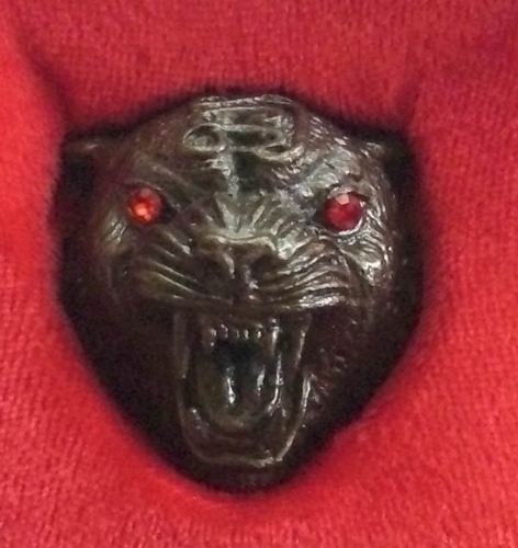 Hua Suea Maha Amnaj (Tiger head Amulet - black) - Bucha Kroo edition - Fang Takrut, Ploi and Hnang Suea - Wat Bang Pra