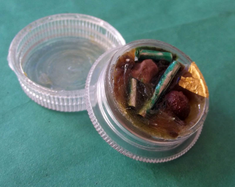 See Pheung Sanaeh Laluay Lom Fang Met Wan Dork Tong (Magic Potion with 3 Takrut Spells and Magical Flower Seed)- Ajarn Worapon Prai Ngam Sanaeh Sai Nuea