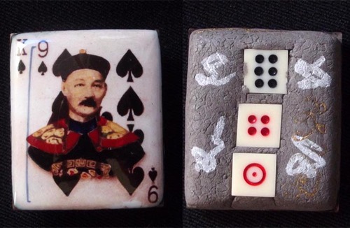 Locket Por Phu Yee Gor Hong (Er Ger Fong) Ud Pong Prai Maha Sanaeh - Gamblers Amulet with Enchanted Dice - Kroo Ba Beng