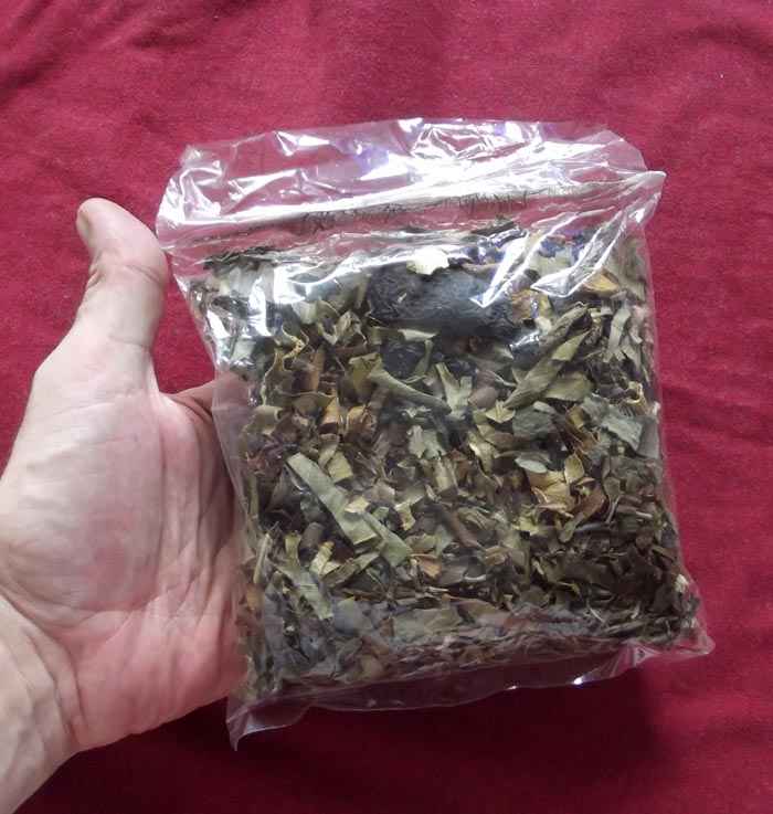 Nam Montr Haeng (Dry Holy Water) - Sacred Magical Herbs for making Prayer Water - Remove Curses, Ghosts, Give Blessings and Luck - Pra Ajarn Oe Putto Raksa