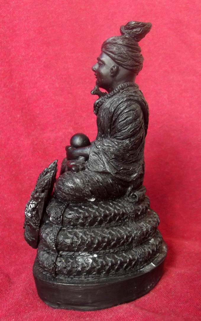 Roop Muean Phu Sri Sutto Nakarach (Naga Rajah - King of the Nagas) 3 x 5 Inches Bucha statue - Nuea Rae (Sacred Resin) Turtle amulet inserted in base - Luang Por Tong Parn