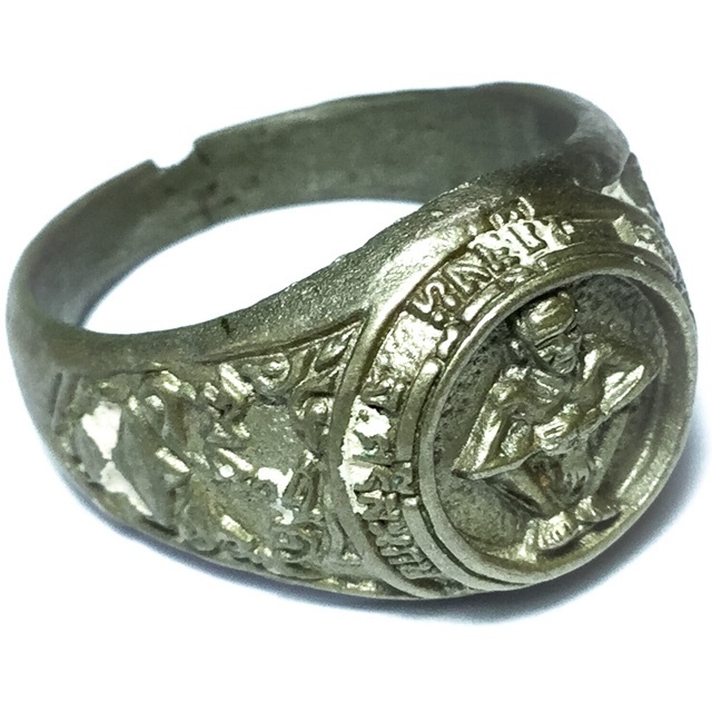 Hwaen Luang Phu Suang Taewada Len Din Yuk Dton 2.1 Cm - Albaca Guru Monk Ring - Wat Prai Pattana