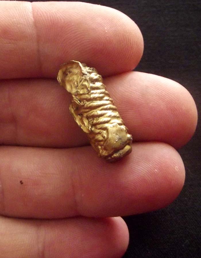 Takrut Dork Mai Tong Raak Raaka (Golden flower of Sensuality) - Khmer Dark Arts Aphrodisiac Charm - Phu Ruesi Gusalo Nakasatu