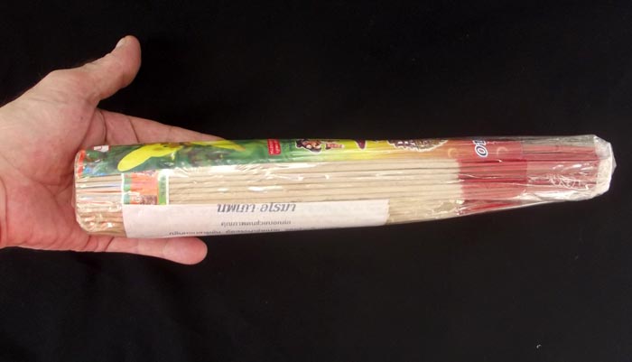 Kwan Yin Bodhisattva Luxury Incense Sticks (Finest Quality) - Nag Champa Aroma - 12 Inches long 300 sticks - Noppakao brand - 380 Grams