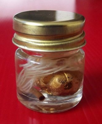 Kumarn Tong Prai Grasip Siang Choke (Ghost Whisperer Skull for Gamblers) - Immersed in Prai Oil - Luang Phu Sawad Siri Mangkalo - Wat Kaset Sukh (Payao) 2552 BE