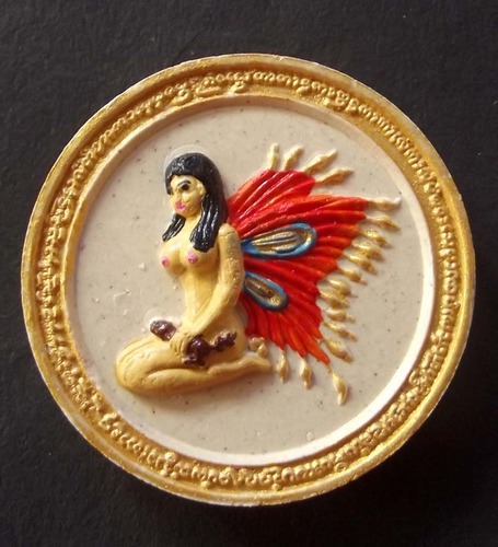 Prai Sanaeh Phii Suea Nang Rap (Butterfly Deity) Hlang Mae Bper Maeng Mum Dak Sap (Money Spider) - Nuea Pong Prai - second edition - Ajarn Meng Khun Phaen - Waterproof Casing Included Prai Sanaeh Phii Suea Nang Rap (Butterfly Deity) Hlang Mae Bper Maeng Mum Dak Sap (Money Spider) - Nuea Pong Prai - second edition - Ajarn Meng Khun Phaen - Waterproof Casing Included