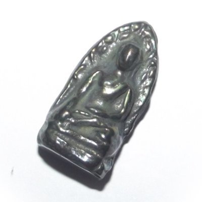 Pra Rod Lampun (Benjapakee amulet) - Nuea Lek Lai Nam Neung See Peek Malaeng Tap (Buddha in Meditation) pure Lek Lai - Luang Por Huan - Wat Putai Sawan 2548 BE