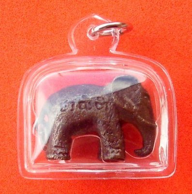 Chang Mongkol Luang Por Phern Tidtakuno - Wat Bang Pra - 2540 BE edition (rarity)