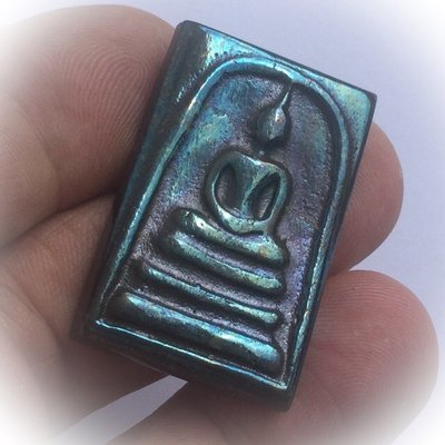Pra Somdej Benjapakee amulet - Meditation Buddha made from Purple-Blue-Green Lek Lai - Luang Por Huan