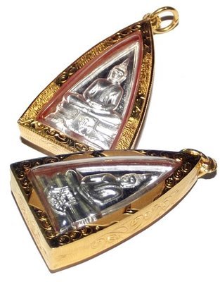 Rian Pra Luang Por Sotorn Sorng Hnaa (2 Images 1 each face) - Solid Silver Coin with Solid Gold Casing - Benja Nava Mongkol Edition 2555 BE