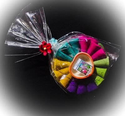 Mixed Aromas Dhoop Stick Cone Incense with Heart Shape Ceramic Burner included - 30 Cones, 6 scented Aromas