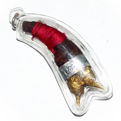 Dueay Ngu Hlueam - Boa Spurs for Gambling, Charm and Mercy 7 Cm - LP Kambu, LP Iad + LP Khai Blessing
