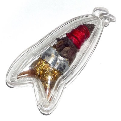 Dueay Ngu Hlueam - Boa Spurs for Gambling, Charm and Mercy 6.5 Cm - LP Kambu, LP Iad + LP Khai Blessing