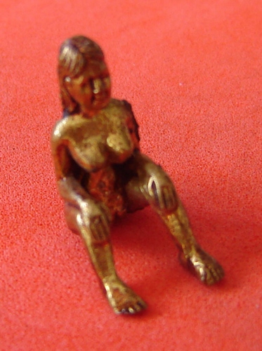 Mae Bper Pitsawas - Powerful Maha Saneh Deity charm - Luang Por Chern - Wat Ta Ee (Extremely Rare)