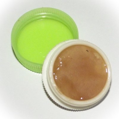 See Pheung Nam Man Prai Gaew Sarapat Nerk - Wish Fulfilling Potion - 3 Month Empowerment - Ajarn Lersi Phu Jao Saming Prai