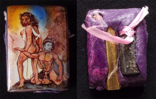Locket Suea Phuchay (Lady Tiger Maneater) &#39;Ongk Kroo Pised&#39; (Masterpiece Version) &#39;Bucha Kroo 2555&#39; - Sacred Powders, Look Namo, Takrut and Tiger Oil flask - Pra Ajarn Oe Putto Raksa