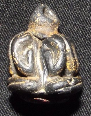 Pra Pid Ta See Hnaa (Four Faced Pid Ta) - Nuea Pong Kluk Rak Bad Tong (Sacred Powders with black varnish and gold leaf) - Ancient Buddhist Amulet - Unknown Master (Chonburi)