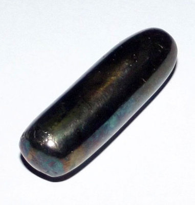 Lek Lai See Peek Malaeng Tap in Bullet Shape - Luang Por Huan (LP Hone) - Wat Putai Sawan