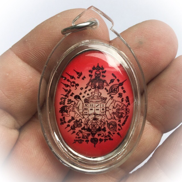Locket Maha Lap Kon Hnuea Duang - Superior Fortunes Gambling Amulet - Prai Bone Powders, 4 Takrut + Ghost Bone - Luang Phu Naen Dam Wai Kroo 2555 BE Locket Maha Lap Kon Hnuea Duang - Superior Fortunes Gambling Amulet - Prai Bone Powders, 4 Takrut + Ghost Bone - Luang Phu Naen Dam Wai Kroo 2555 BE