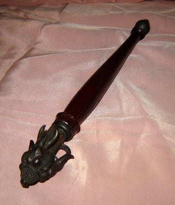 Mai Kroo Ayaraprot (triple Elephant head Wand) 11 Inches long 2545 BE - Luang Por Tong Dam Intawaso (Extremely rare Masterpiece for Adept Mages!) price includes FREE ems postage Worldwide