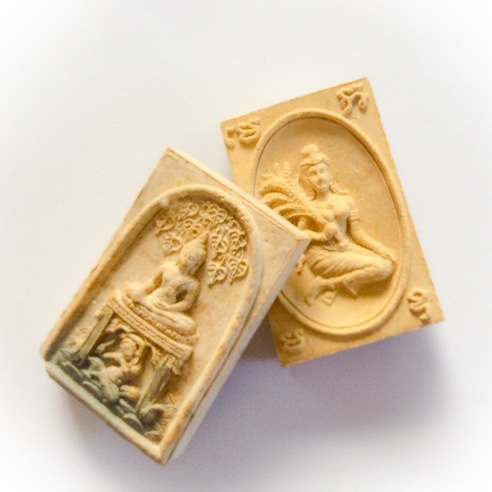 Somdej Chana Marn Bandan Sap - Nuea Chan Hmak, Tagrud Ngern Koo - Buddha, Earth Goddess and Harvest Deity - Luang Por Tong Dam Intawaso - Wat Tham Tapian Tong (Lopburi)