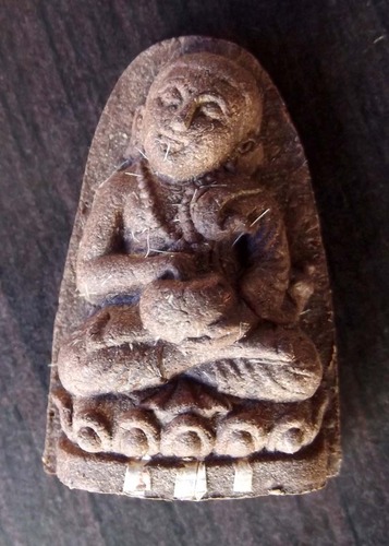 Pra Upakut - Nuea Chan Mak 3 Takrut Ngern (Chewed Areca nut with 3 silver Takrut) Hlang Yant Duang Sethee (millionaire Yantra on rear face) - &#39;Maha Tan Baramee 79 Edition&#39; 2554 BE - Luang Por Tong Dam