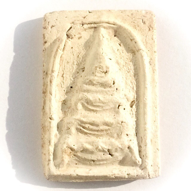 Pra Somdej Thaan Singh Nuea Jad 2495 BE - Pristine Condition Master Class Amulet - Luang Phu Nak Wat Rakang Kositaram